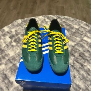 adidas Women's Green Sneakers with Yellow Accents
